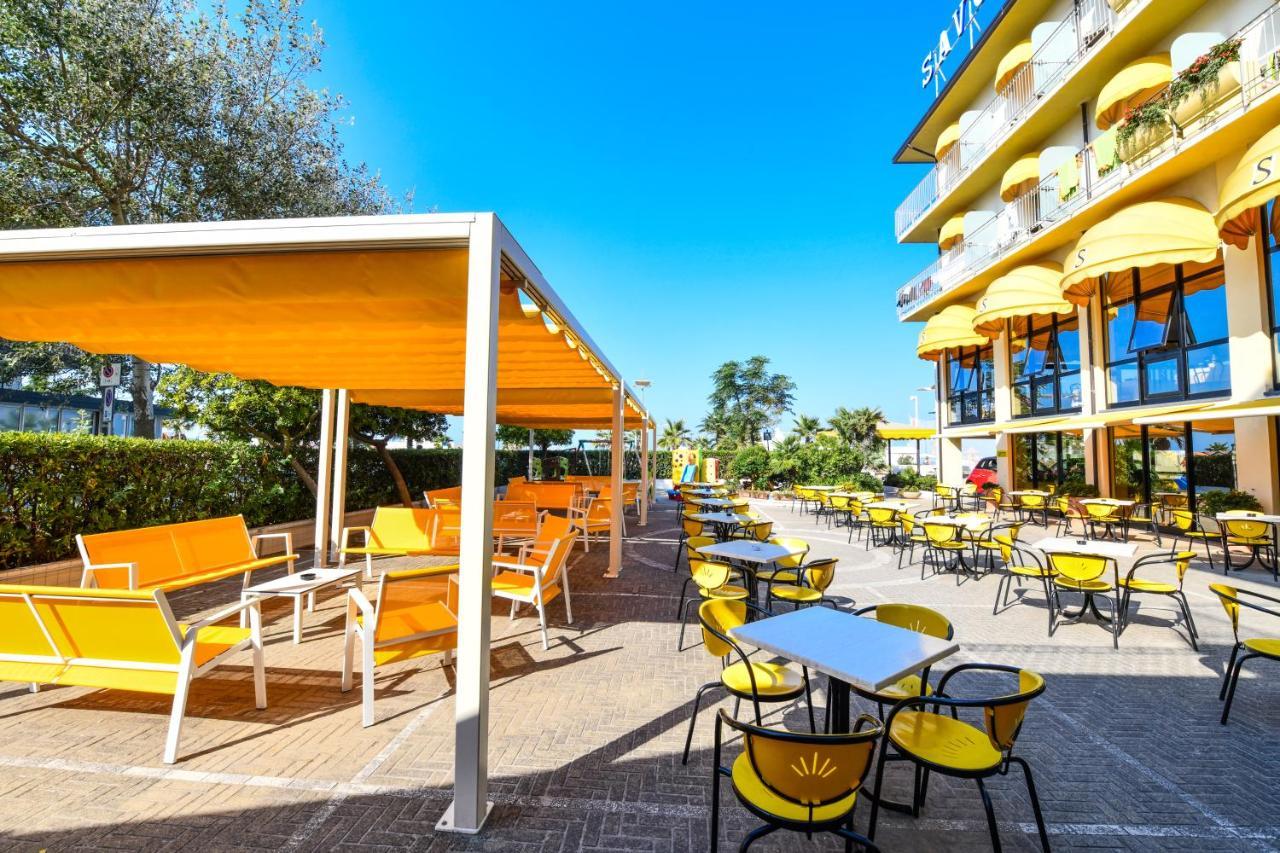 Savoia Hotel Misano Adriatico Esterno foto